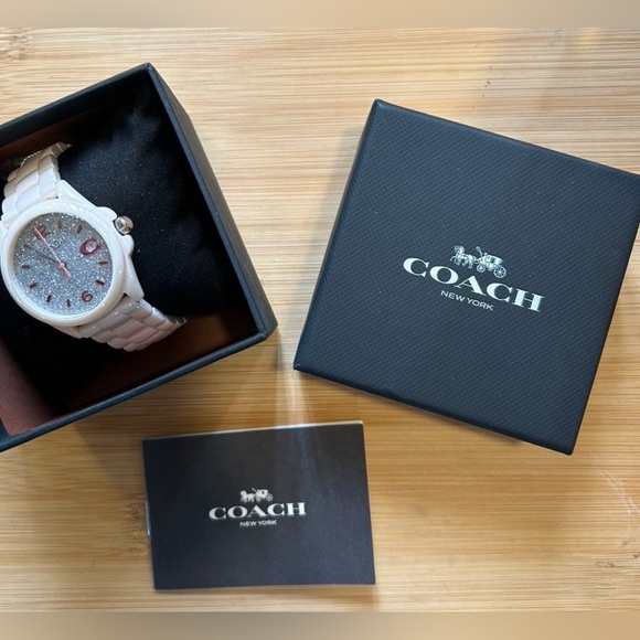 Coach Greyson Watch With 36mm Silver Sparkley Face & Light Pink Ceramic Bracelet - Picture 6 of 7